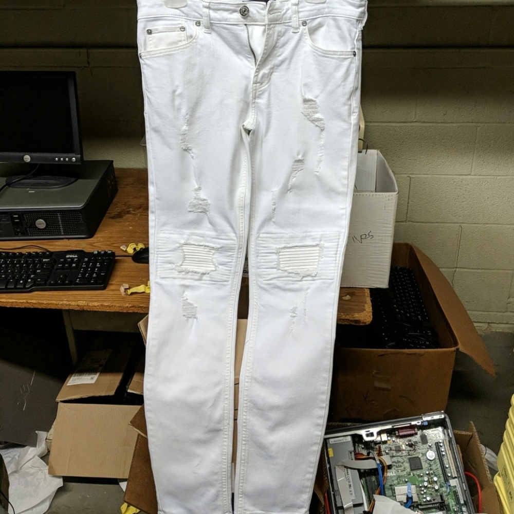 White pac sun jeans size 30
